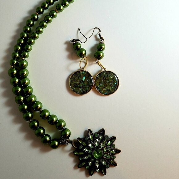 Hand Crafted Moss Green Glass Pearl Necklace and DropbEarrings - 2 Piece Set - Picture 2 of 4